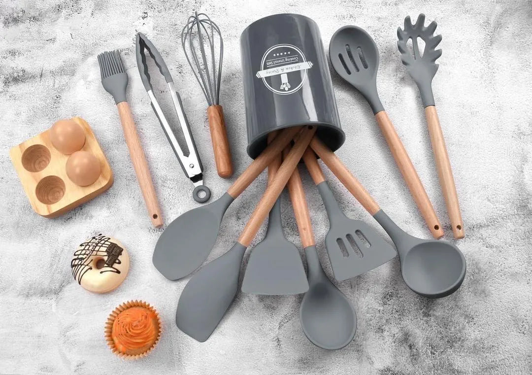 Silicone Kitchen Set 12 Pcs Whisk Ladle Brush Set